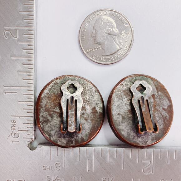 Vintage 70s 80s Modernist Brutalist Textured Copper Blue Quartz Clip On Earrings - Picture 11 of 11